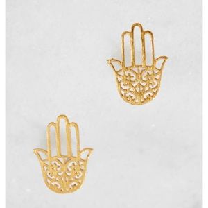 Hamsa stud